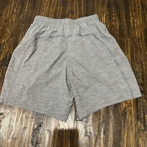 Lululemon MENS 7” pace breaker linerless shorts